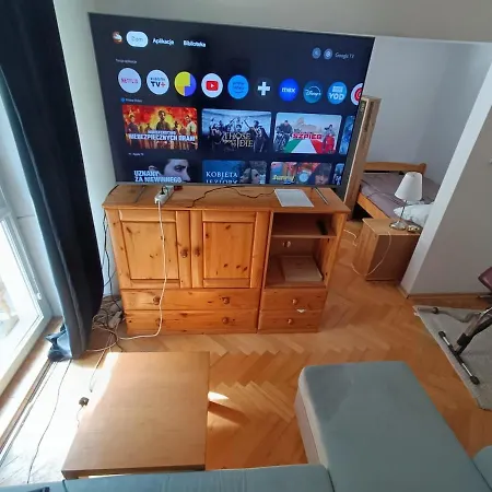 Spacious Near The Center Of 50m2 70' Tv And Ac Apartamento Łódź