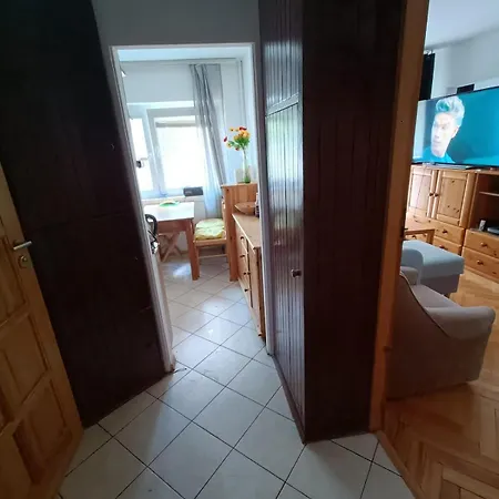 Spacious Near The Center Of 50m2 70' Tv And Ac