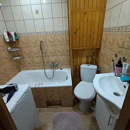 Apartamento Spacious Near The Center Of 50m2 70' Tv And Ac
