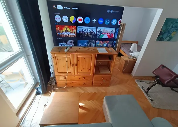 Spacious Near The Center Of 50m2 70' Tv And Ac Appartement Łódź