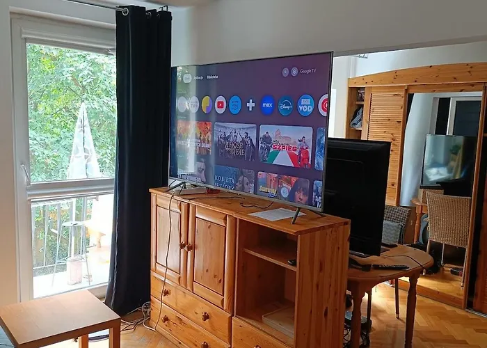 Spacious Near The Center Of 50m2 70' Tv And Ac Apartamento *