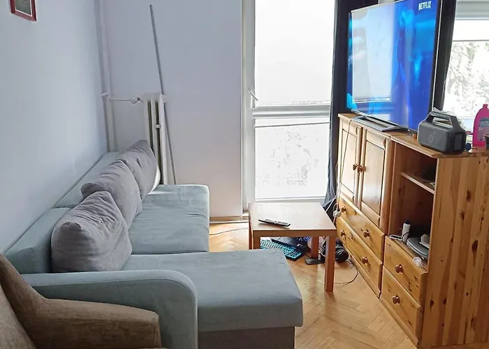 Spacious Near The Center Of 50m2 70' Tv And Ac Łódź