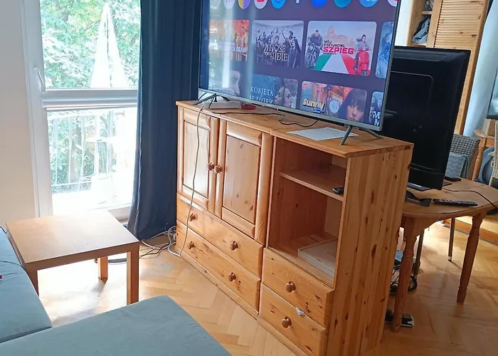 Spacious Near The Center Of 50m2 70' Tv And Ac Apartamento Łódź